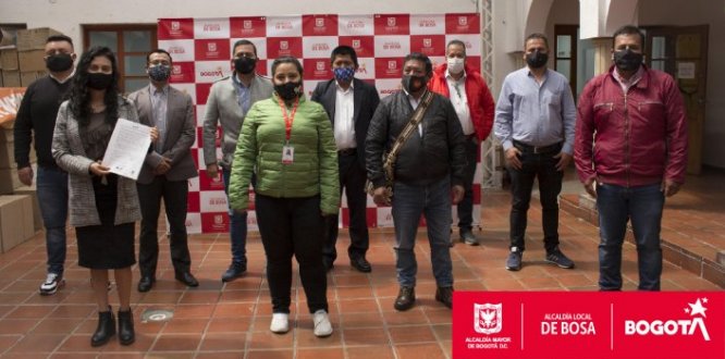 ● La Junta Administradora Local entregó Plan de Desarrollo Local a Lizeth González Vargas, alcaldesa Local de Bosa. Hoy inicia “Un Nuevo Contrato Social y Ambiental Para La Bosa Del Siglo XXI”