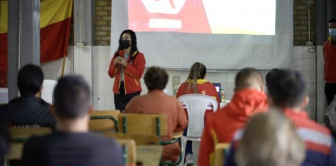  Con la presencia de la alcaldesa local y representantes de las más relevantes entidades distritales, se desarrolló el Consejo Local de Gobierno, enmarcado en dos preguntas de base: ¿Qué acciones ha generado la Entidad, para mejorar la seguridad y la convivencia? Y ¿Qué acciones ha ejecutado la institución para mejorar los entornos escolares?