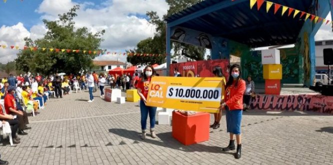 Distrito entregó 6.700 millones de pesos a micro y pequeños empresarios de Bosa