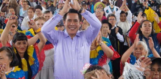 ¡En Bosa las personas mayores la sacaron del estadio!