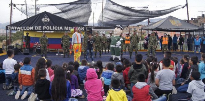 CINE AL PARQUE EN BOSA