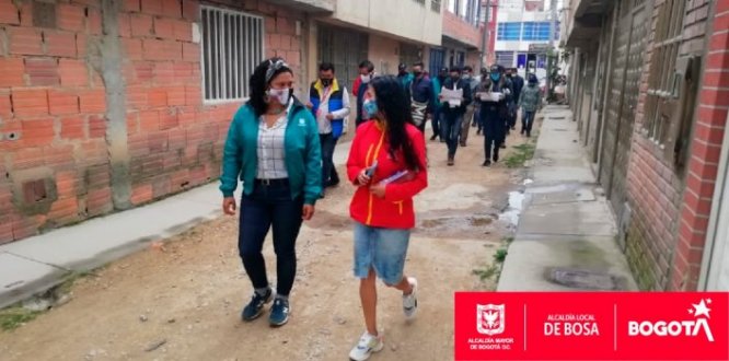 El recorrido hace parte del plan maestro de mejoramientos barriales y de vivienda que la Secretaría del Hábitat lleva a cabo en la localidad. Secretaria del Hábitat recorrió Bosa para inspeccionar futuros mejoramientos de barrios